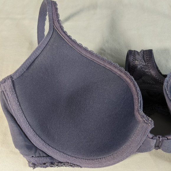 Victoria Secret 34C Body By Victoria lined Demi blue w/front close & lace! GUC! - Picture 8 of 16